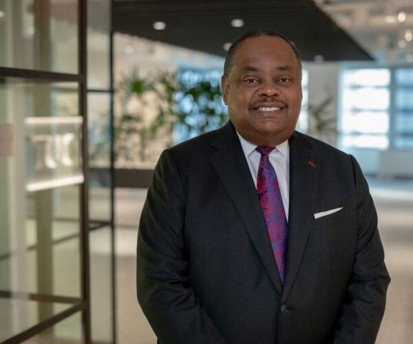 Gregory E. Deavens named first African-American leader of Independence Blue Cross